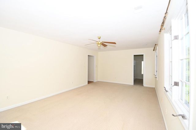 26 HOLLY LEAF CT, Bethesda, MD 20817