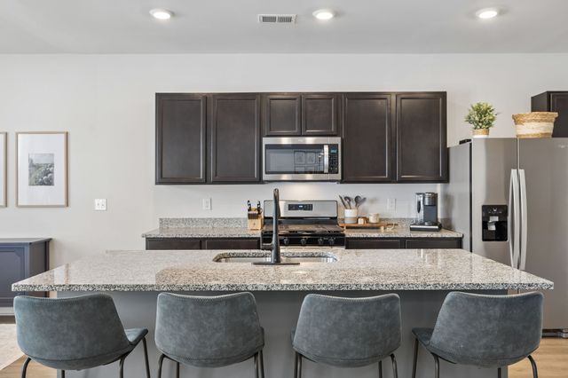841 Long Leaf Rd, Lebanon, TN 37087