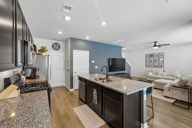 841 Long Leaf Rd, Lebanon, TN 37087