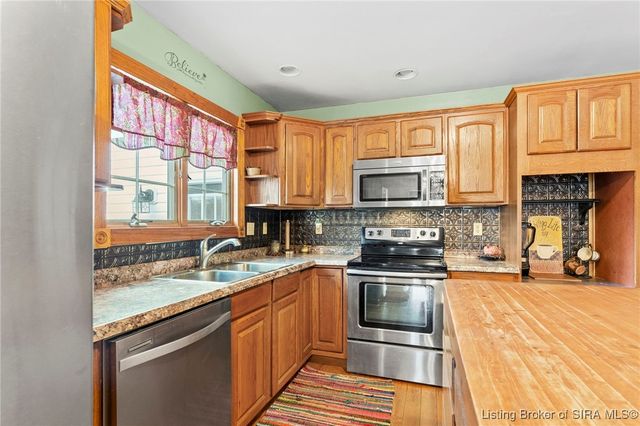 5376 W Linda Lane, Hanover, IN 47243