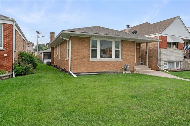 1517 N 21st Avenue, Melrose Park, IL 60160