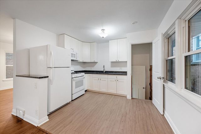 1517 N 21st Avenue, Melrose Park, IL 60160