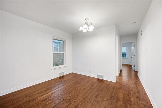 1517 N 21st Avenue, Melrose Park, IL 60160