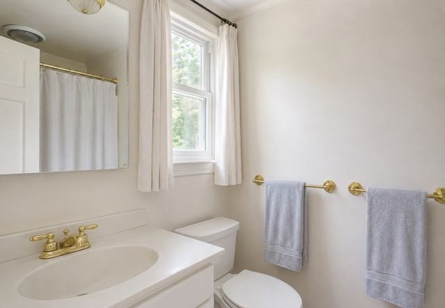 31 Myers Farm, Hingham, MA 02043