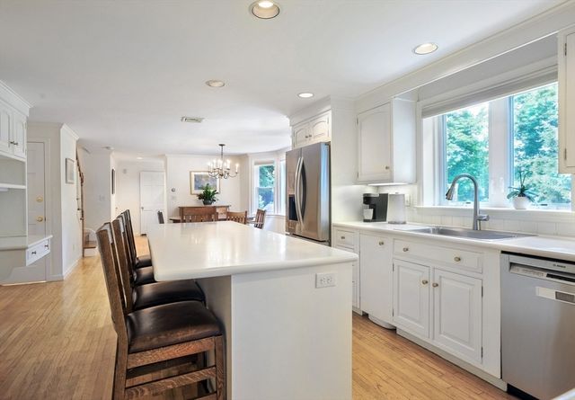 31 Myers Farm, Hingham, MA 02043