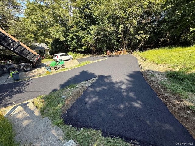 1 Whippoorwill Trail, Monroe, NY 10950