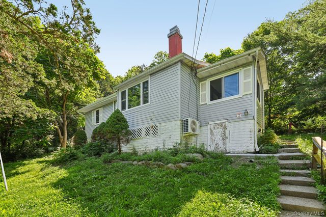 1 Whippoorwill Trail, Monroe, NY 10950