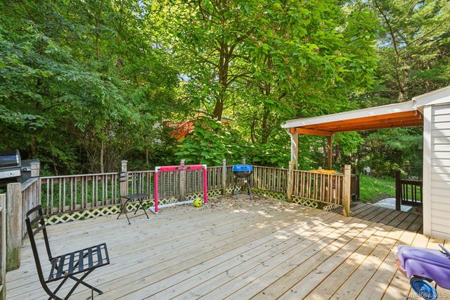 1 Whippoorwill Trail, Monroe, NY 10950