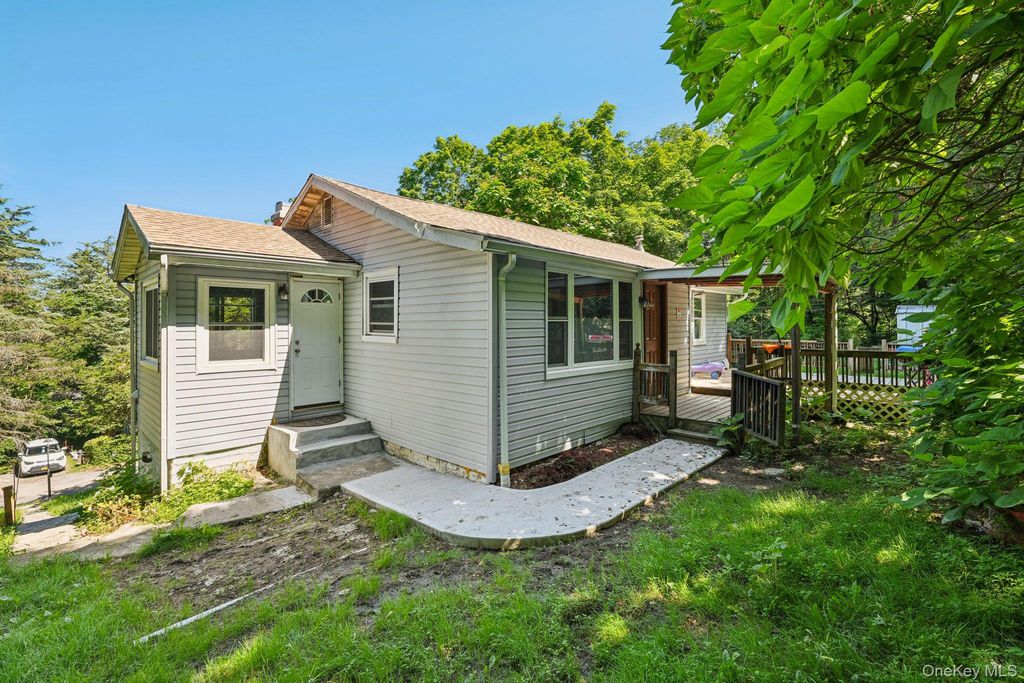 1 Whippoorwill Trail, Monroe, NY 10950