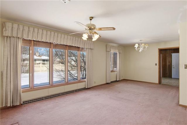 922 E Fillmore Avenue, Eau Claire, WI 54701