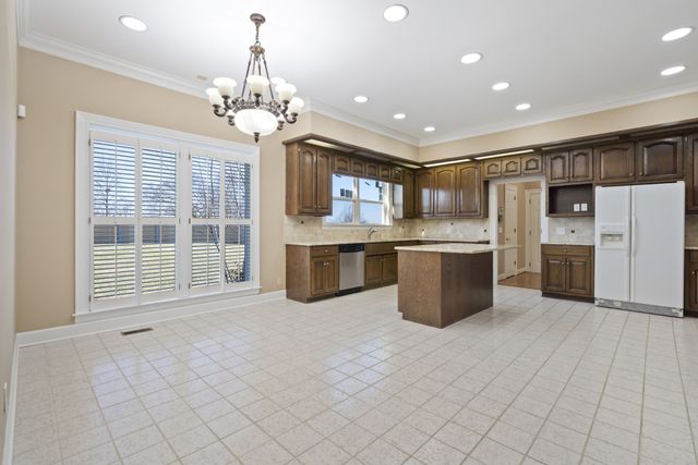 201 Vineyard Way, Lebanon, TN 37087