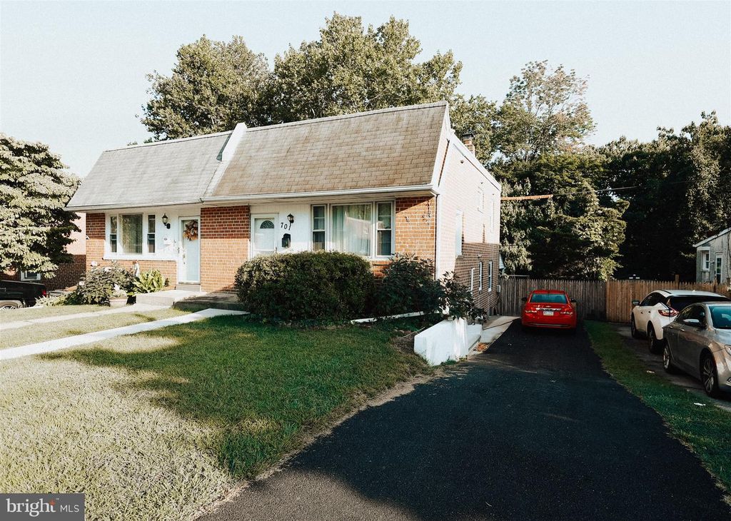 701 E 23RD ST, Chester, PA 19013