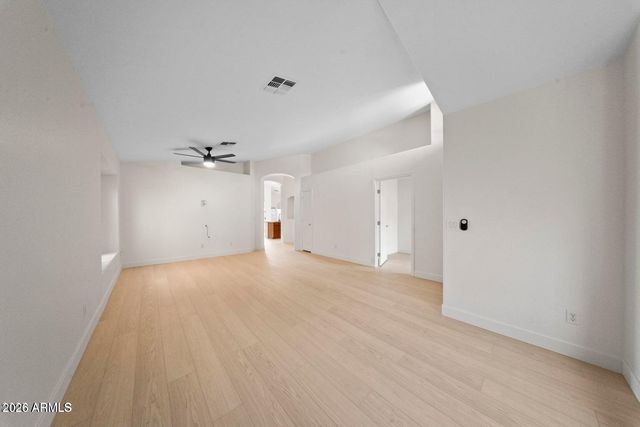 4315 E REDWOOD Lane, Phoenix, AZ 85048