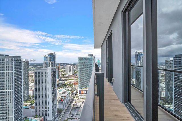 398 NE 5th St 4701, Miami, FL 33132