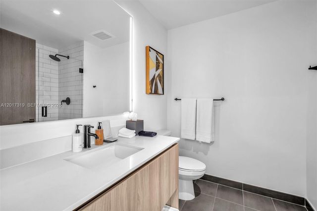 398 NE 5th St 4701, Miami, FL 33132