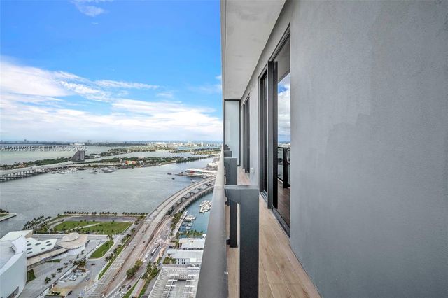 398 NE 5th St 4701, Miami, FL 33132
