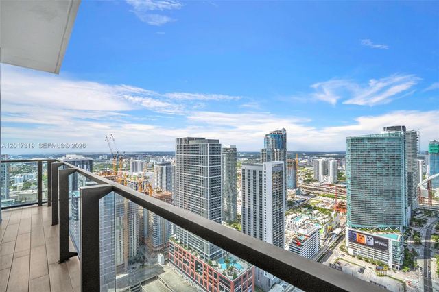 398 NE 5th St 4701, Miami, FL 33132