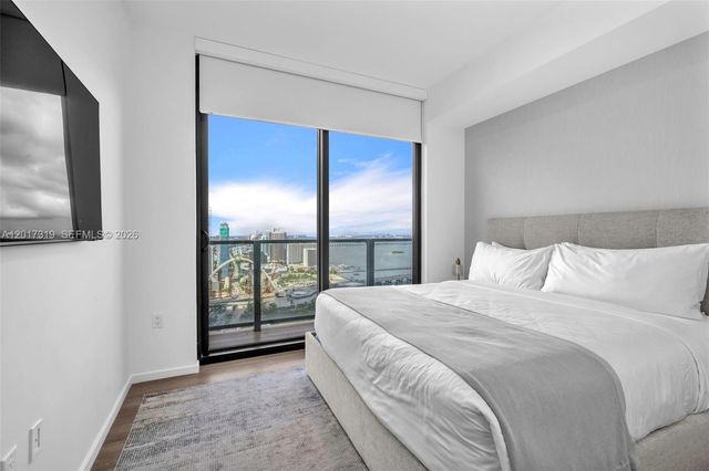 398 NE 5th St 4701, Miami, FL 33132