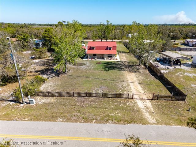 3077 Holiday Beach Drive, Avon Park, FL 33825