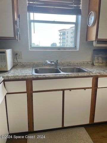 424 Johnson Avenue 8, Cape Canaveral, FL 32920
