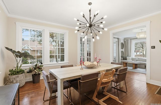 303 W Rosewood, San Antonio, TX 78212