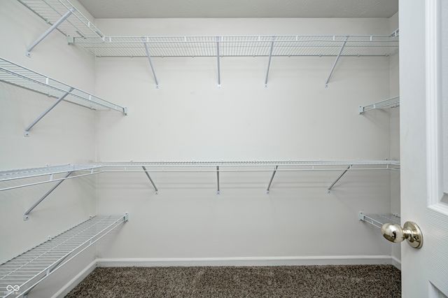 7440 Oakview Drive, Avon, IN 46123