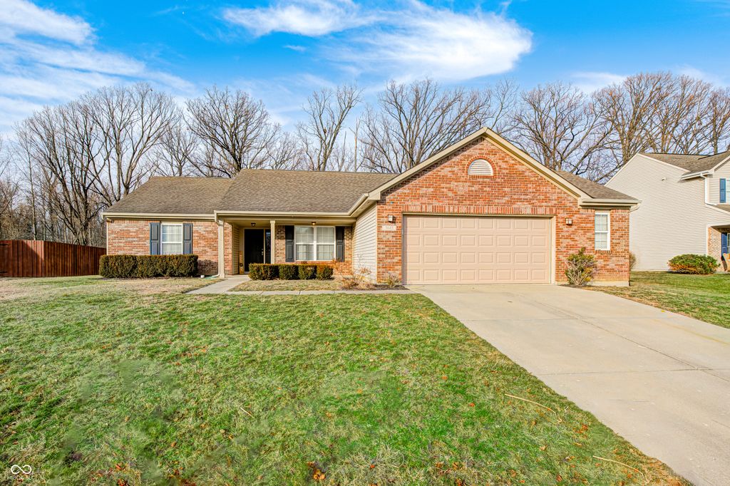 7440 Oakview Drive, Avon, IN 46123