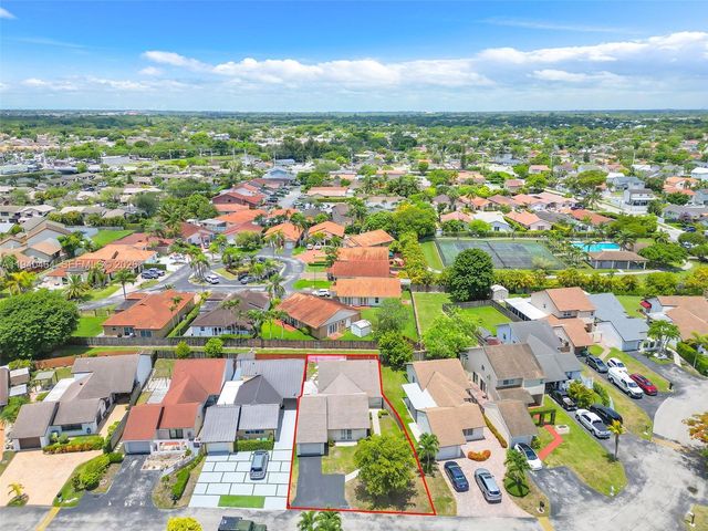 6908 SW 104th Ct, Miami, FL 33173