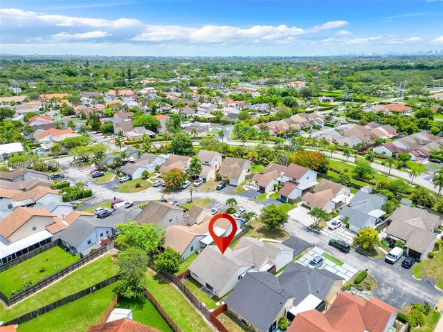 6908 SW 104th Ct, Miami, FL 33173