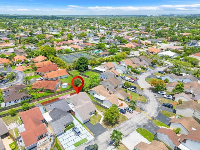 6908 SW 104th Ct, Miami, FL 33173