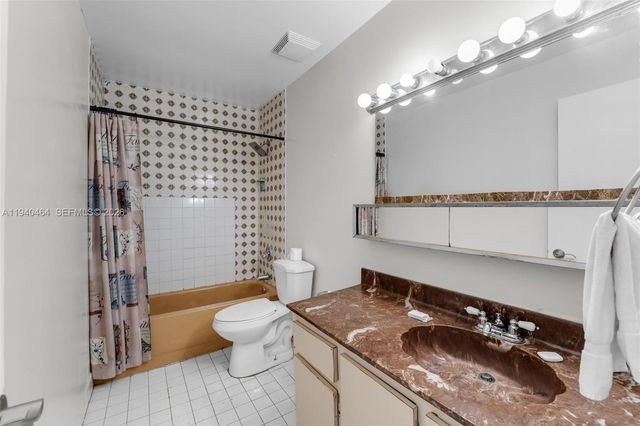 6908 SW 104th Ct, Miami, FL 33173