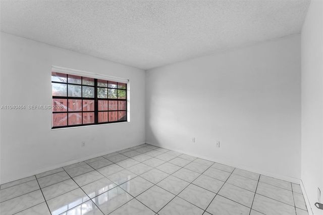 6908 SW 104th Ct, Miami, FL 33173