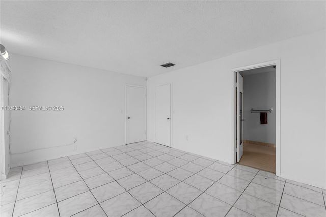 6908 SW 104th Ct, Miami, FL 33173