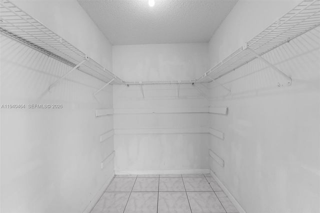 6908 SW 104th Ct, Miami, FL 33173