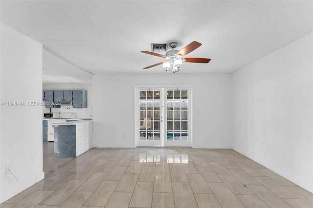 6908 SW 104th Ct, Miami, FL 33173