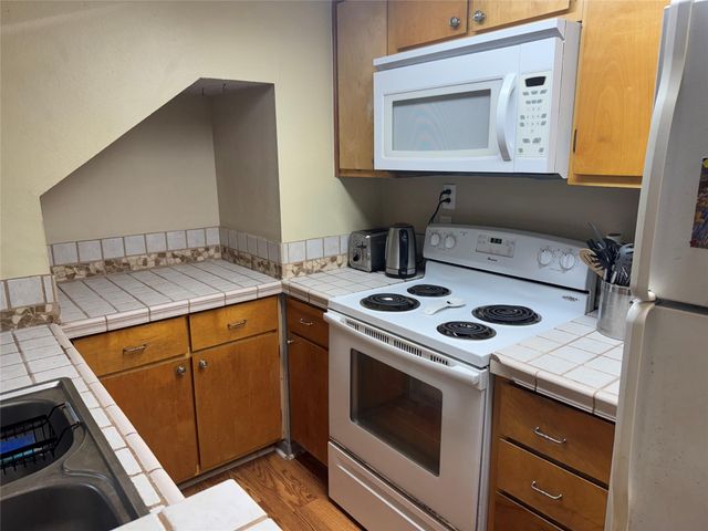 2510 San Gabriel ST 306, Austin, TX 78705