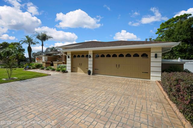 13162 Roseanna Drive, Spring Hill, FL 34609