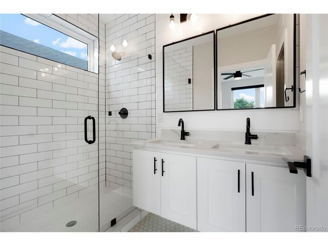1385 Raleigh St 101, Denver, CO 80204