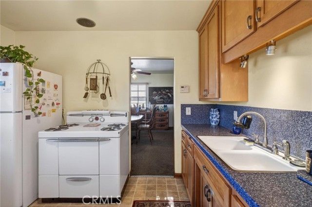 18528 Kingsdale, Redondo Beach, CA 90278