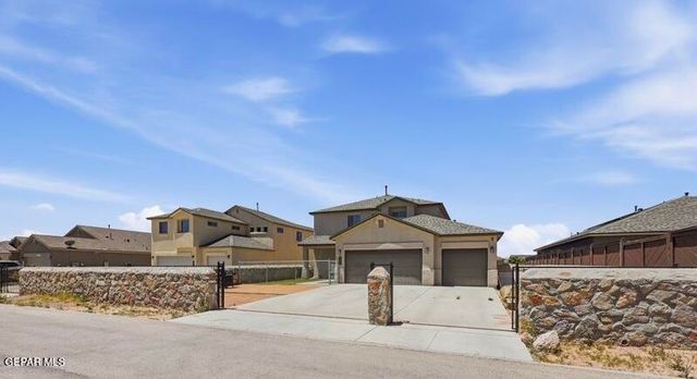 2808 Mike Price Drive, El Paso, TX 79938