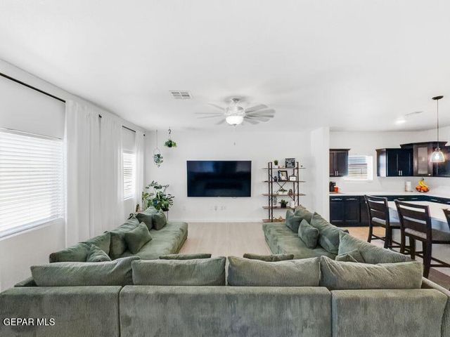 2808 Mike Price Drive, El Paso, TX 79938