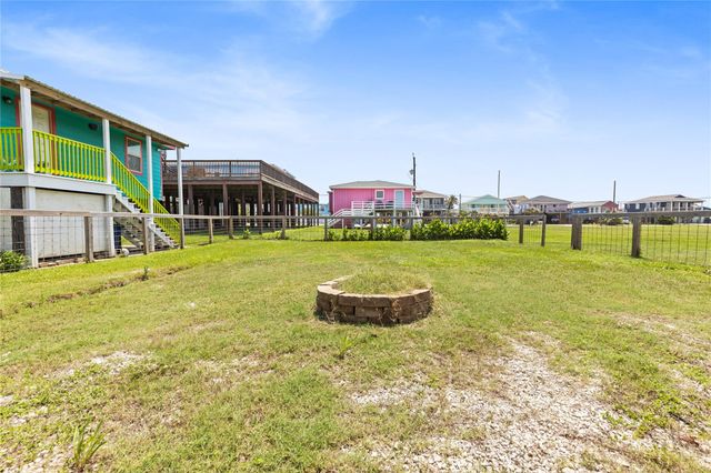 223 Coral Court, Surfside Beach, TX 77541