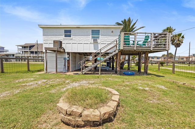 223 Coral Court, Surfside Beach, TX 77541