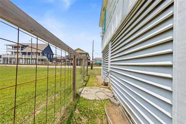223 Coral Court, Surfside Beach, TX 77541
