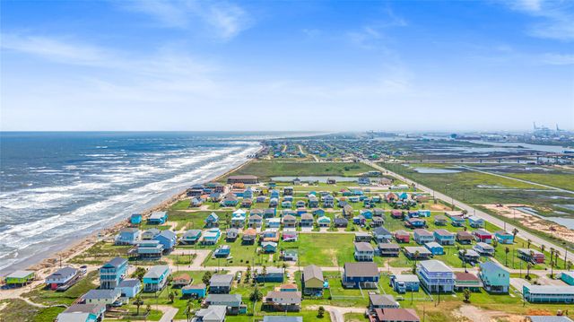 223 Coral Court, Surfside Beach, TX 77541