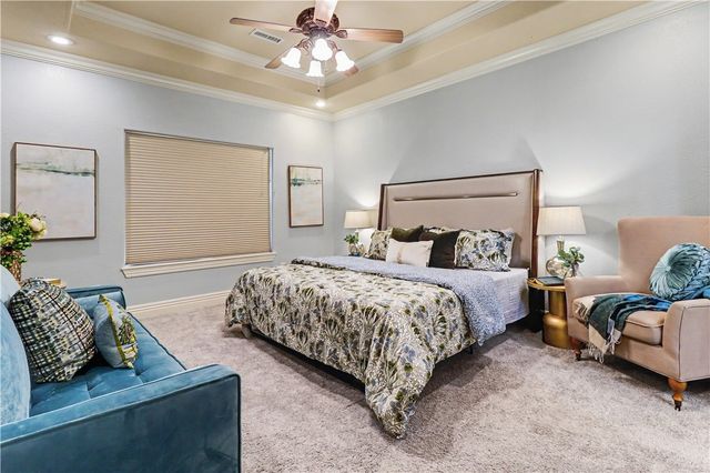 6305 S 36th Street, Rogers, AR 72758