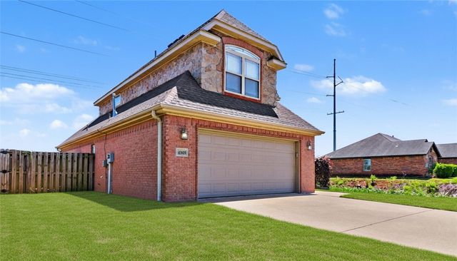 6305 S 36th Street, Rogers, AR 72758