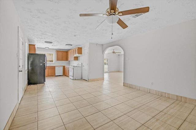 501 Ladd Street, Dayton, TX 77535
