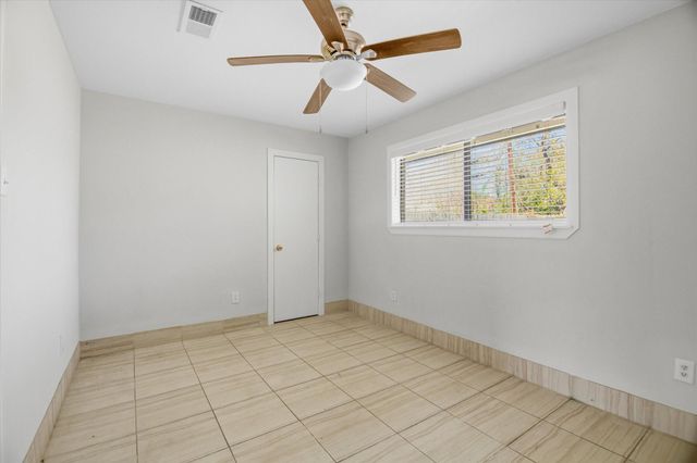 501 Ladd Street, Dayton, TX 77535