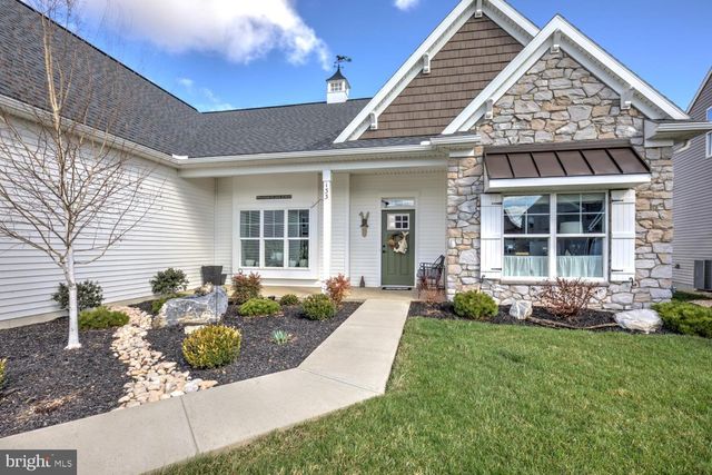133 WYNDALE DR, Ephrata, PA 17522